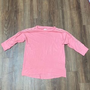 Like new Greige Womens Small 3/4 sleeve shirt